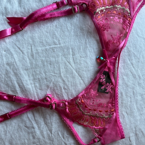 Honey Birdette Meika Pink 3 piece set - Picture 10 of 14